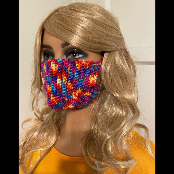Hand-Knitted Face Mask - Picture 2 of 11